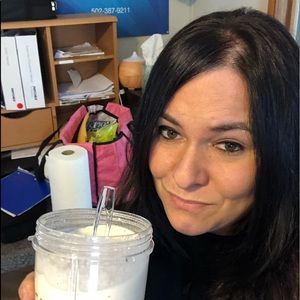 Meet your Posher, Candace